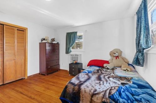 180 Dorothy Dr, Torrington CT  06790-4211 exterior