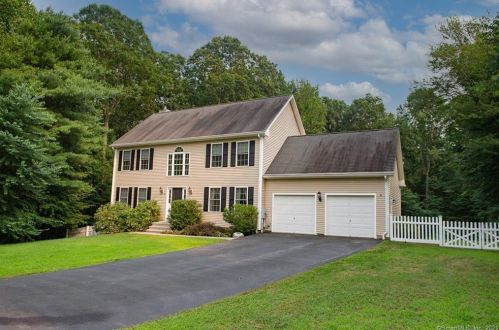 22 Society Rd, East Lyme, CT 06333-1557