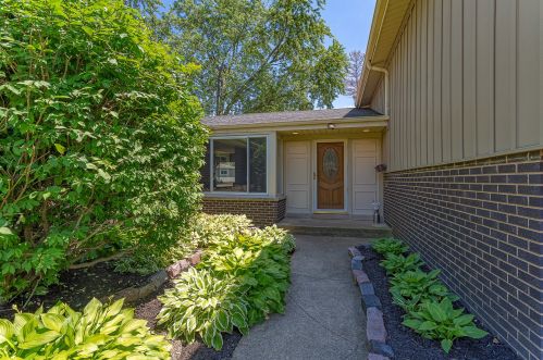519 Monarch Ln, Addison, IL 60101-1815