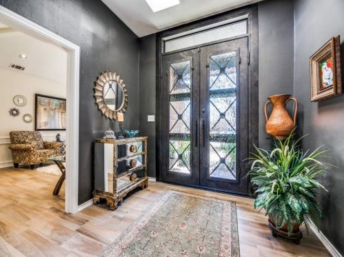 6407 Covecreek Pl, Dallas TX  75240-5451 exterior