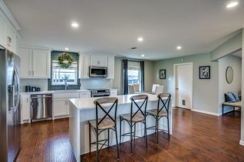 3115 Chapel Downs Dr, Dallas TX  75229-5834 exterior