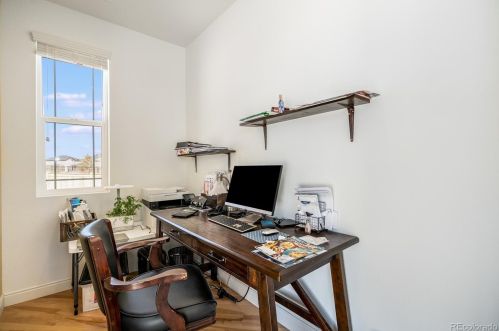 273 Kewaunee Way, Aurora CO 80016-4327 exterior