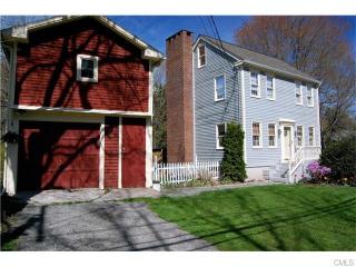 92 Maple Ave, Huntington, CT 06484-7012