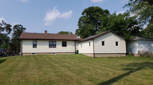 502 Burbank St, Alden, IL 60033-2168
