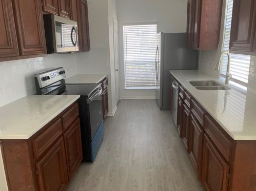 7112 Granger Ridge Ln, Richmond TX  77407-3664 exterior