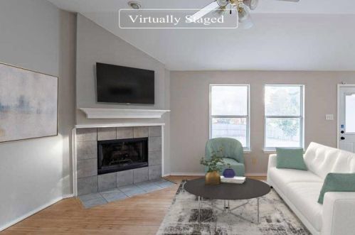 106 Drake Ln, Garland, TX 75043-8902