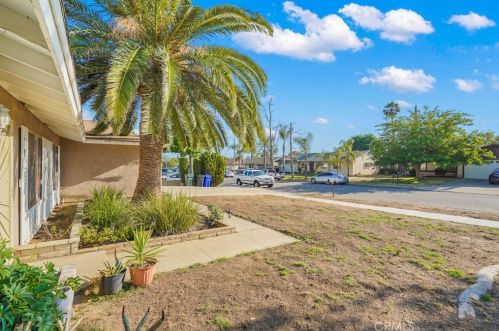 1493 Yucca Ave, Rialto, CA 92376-3238