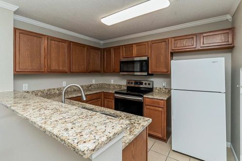 5704 Giddyup Ln, Fort Worth TX  76179-7353 exterior