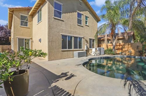 4495 Niobe Cir, Rancho Cordova, CA 95742-8044