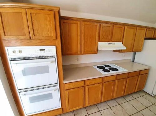 3241 Creek Meadow Ln, Garland TX  75040-2852 exterior