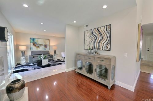 72 Cape Cod, Irvine CA  92620-2711 exterior