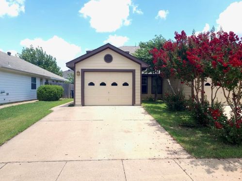 5202 Mountain Spring Trl, Fort Worth TX  76123-2885 exterior