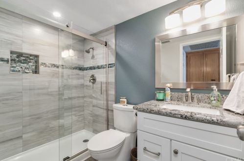 20497 Bloomfield Rd, Riverside CA  92508-2963 exterior