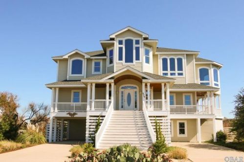 879 Whalehead Dr, Corolla, NC 27927-9686