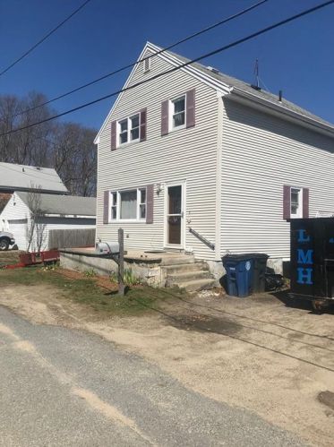 10 Birch St, Tiverton, RI 02878-1414