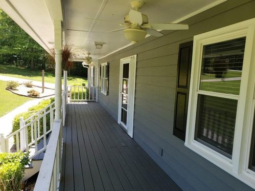 125 Bent Arrow Dr, Stockbridge GA  30281-4864 exterior