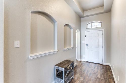 5749 Diamond Valley Dr, Fort Worth TX  76179-7606 exterior