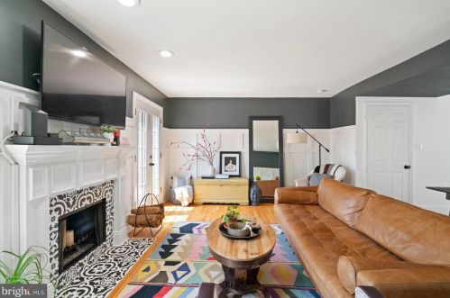 6431 Franconia Ct, Springfield VA  22150-1204 exterior