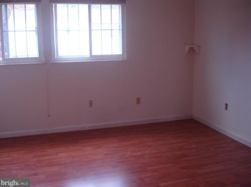 8 Farmcrest Ct, Silver Spring MD 20905-6042 exterior