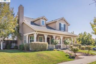 2278 Robinson Cir, Livermore, CA 94550-7069