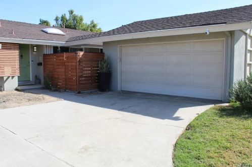 2064 Gail Ln, Anaheim, CA 92802-3210