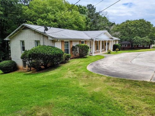 352 Harris Manor Dr, Atlanta GA  30311-2117 exterior
