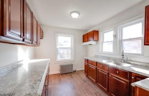 115 Grand Ave, Hackettstown NJ  07840-2128 exterior