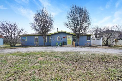 3107 Sunrise Ct, Granbury, TX 76048-3911