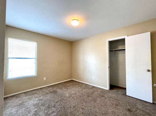 5844 Parkview Hills Ln, Fort Worth TX  76179-3797 exterior