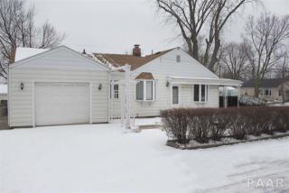 1200 Crestwood Dr, Peoria, IL 61614-6920