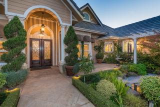 2203 Carnoustie Ave, Fresno, CA 93730-5153