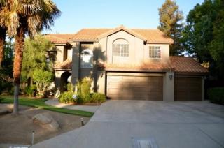 9098 Whitehall Ln, Fresno, CA 93720-1225