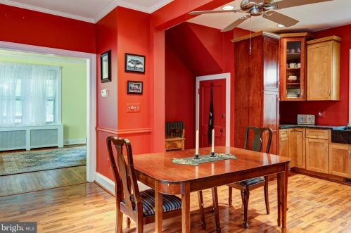 41 Friends Ave, Haddonfield NJ 08033-1500 exterior