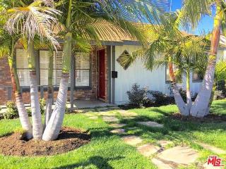 3701 182nd St, Torrance CA  90504-4836 exterior