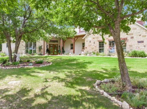 8440 Drop Tine Dr, Fort Worth, TX 76126-5189