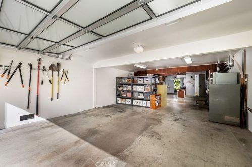 1107 Riviera Dr, Santa Ana CA 92706-1841 exterior