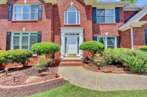 1540 Red Fox Run, Lilburn, GA 30047-2464