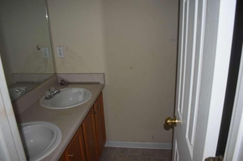 3627 Ginnis Rd, Atlanta GA  30331-8587 exterior
