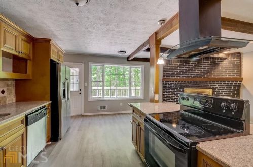 2690 Glendale Ct, Conyers GA  30013-1460 exterior