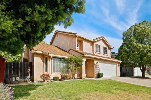 209 Fairwood Dr, Valley Home, CA 95361-8237