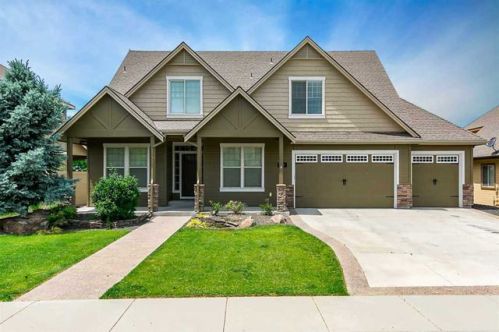 189 Selwood Ln, Star, ID 83669-5765