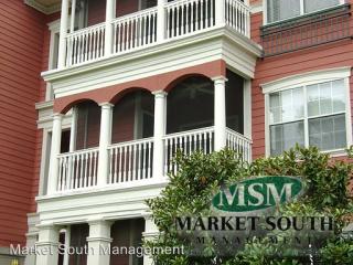 2026 Whitemarsh Way, Savannah GA  31410-5200 exterior