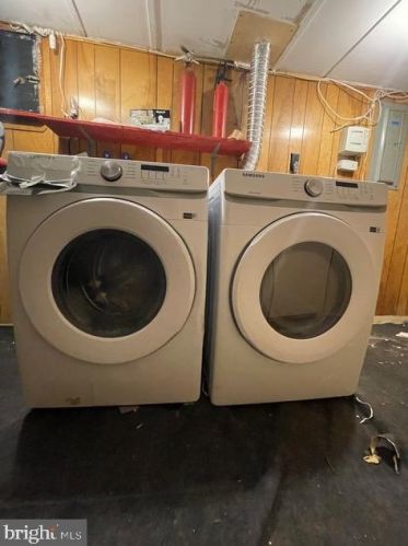 307 Hobart Ave, Trenton NJ  08629-1624 exterior