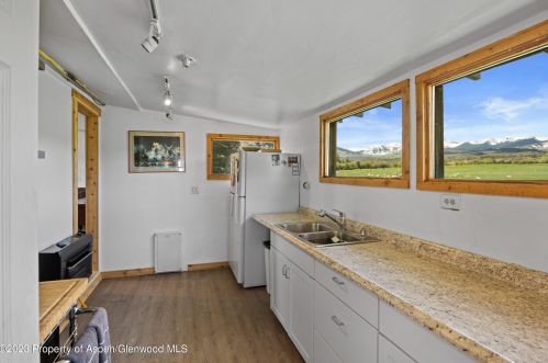 1645 Capitol Creek Rd, Snowmass CO 81654-9337 exterior