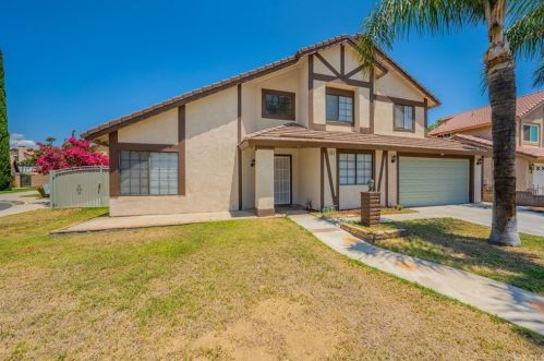 948 Carter St, Rialto, CA 92376-6827