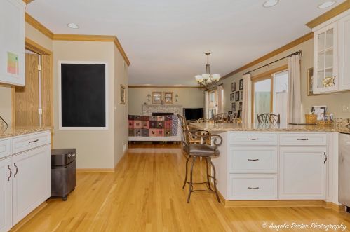 802 Elm St, Pingree Grove IL  60140-8367 exterior