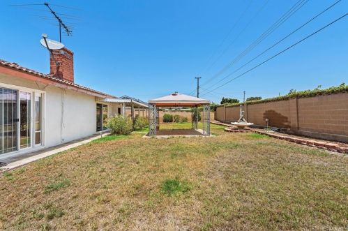 522 Hanover St, Anaheim CA  92801-5007 exterior
