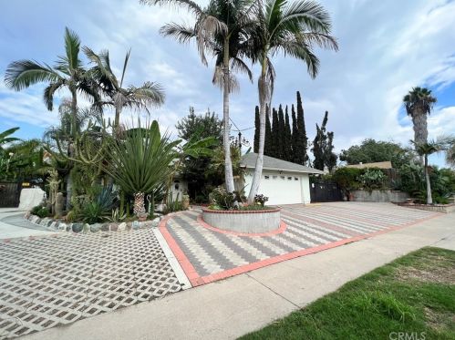 24451 Highpine Rd, El Toro, CA 92630-5121