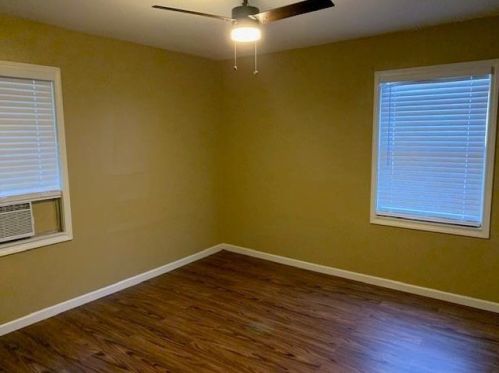 917 Robinhood Ln, Angleton TX  77515-3525 exterior