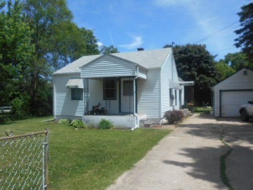 7711 Old River Rd, Rockford, IL 61103-1162